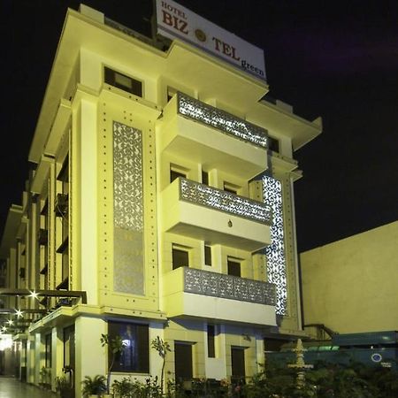 Hotel Bizzotel Gurgaon Dış mekan fotoğraf