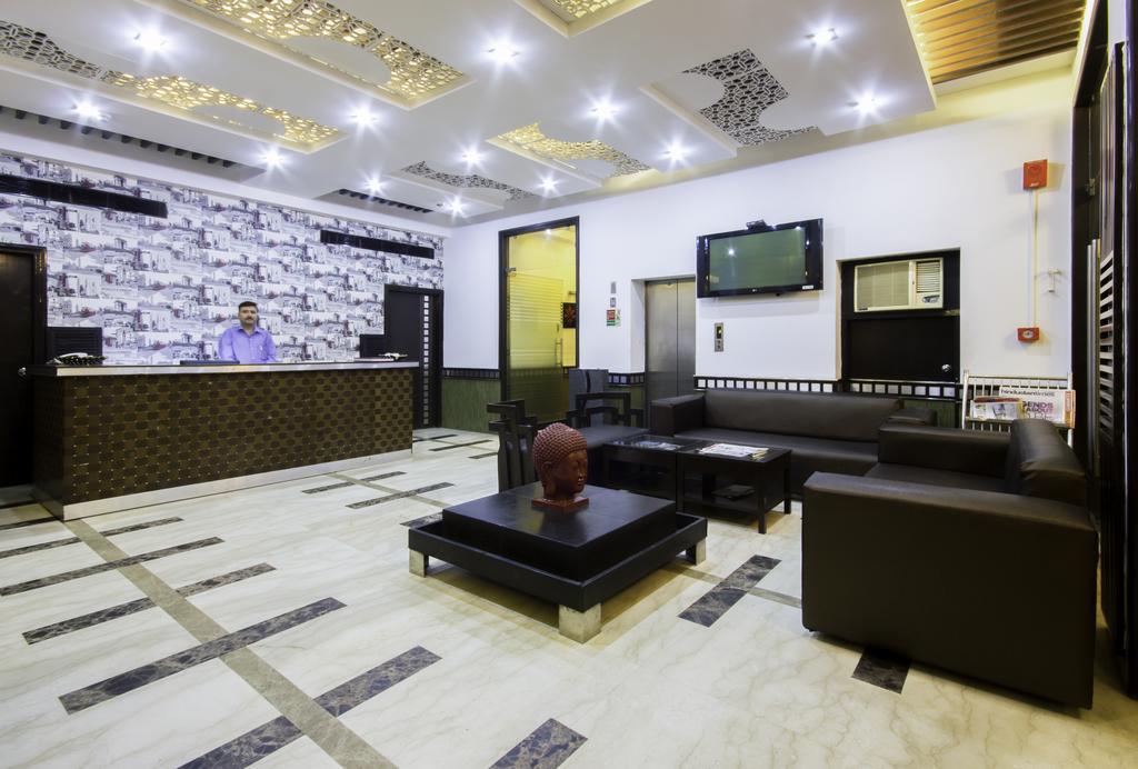 Hotel Bizzotel Gurgaon Dış mekan fotoğraf