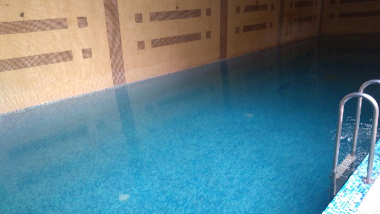 Hotel Bizzotel Gurgaon Dış mekan fotoğraf