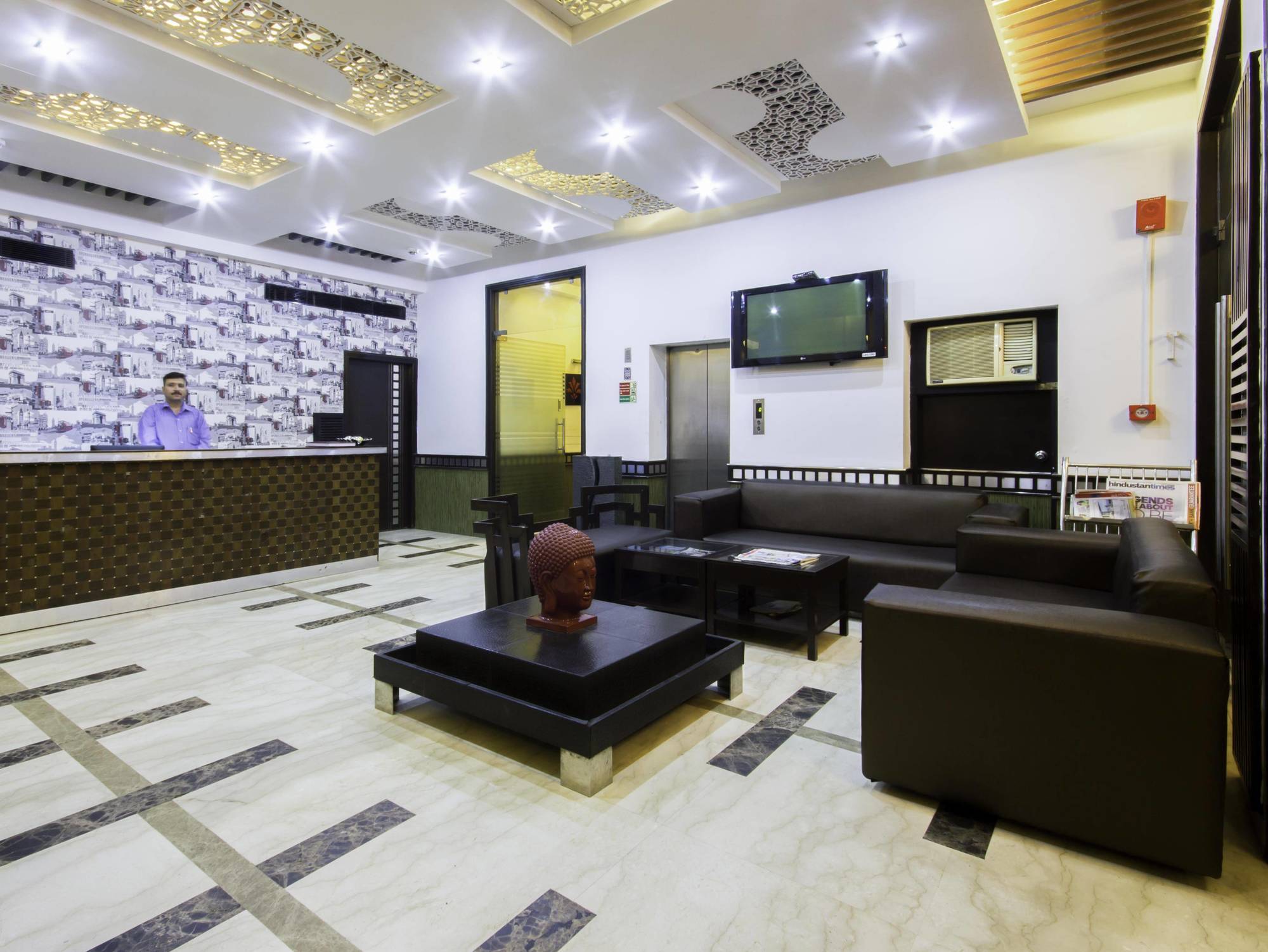 Hotel Bizzotel Gurgaon Dış mekan fotoğraf